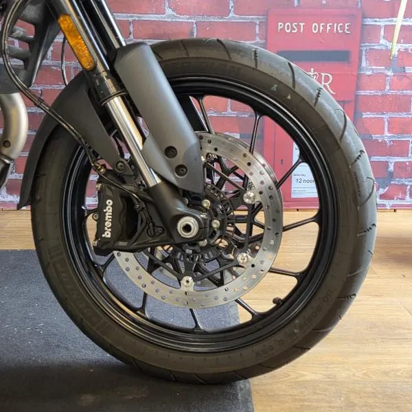 V85 TT 850