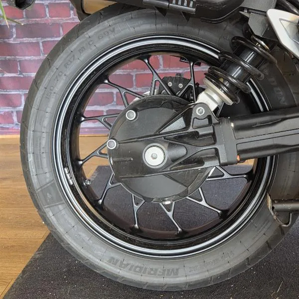 V85 TT 850