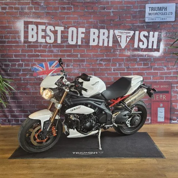 SPEED TRIPLE 1050