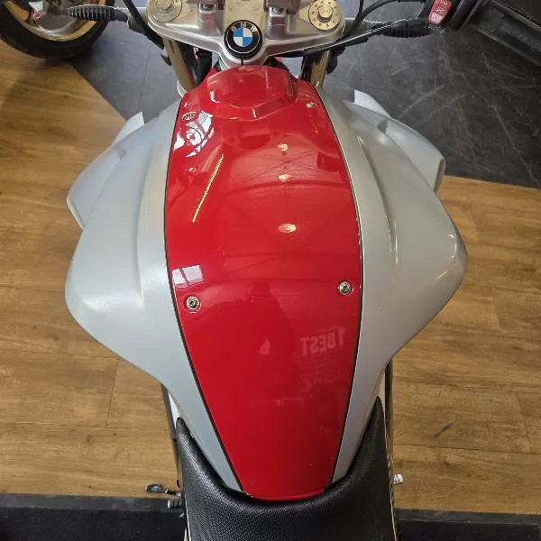 F 800 R