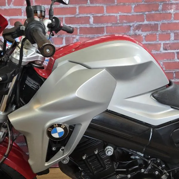 F 800 R