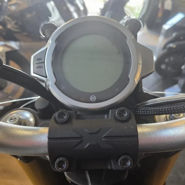 CLX 700 ADVENTURE