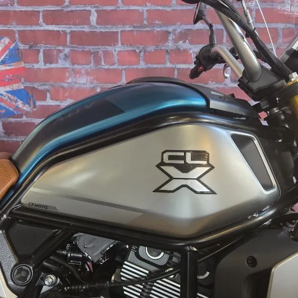 CLX 700 ADVENTURE