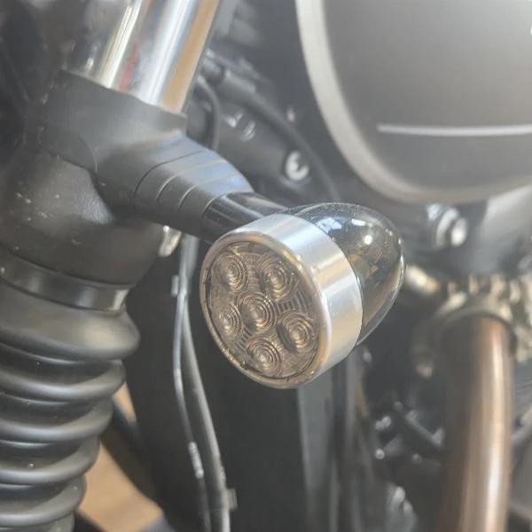 SPEED TWIN 900