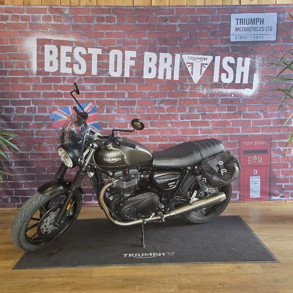 SPEED TWIN 900