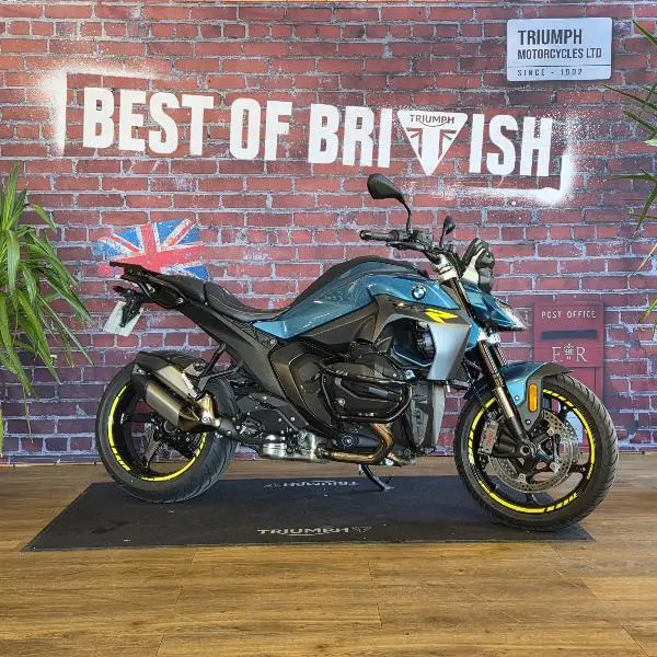 R 1300 R
