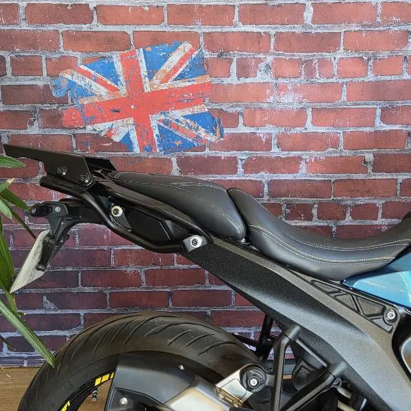 R 1300 R