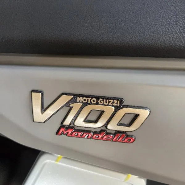 V100  MANDELLO