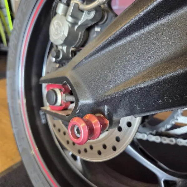 STREET TRIPLE 765 RS