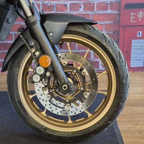 TRACER 700 GT
