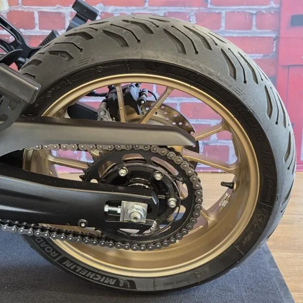 TRACER 700 GT