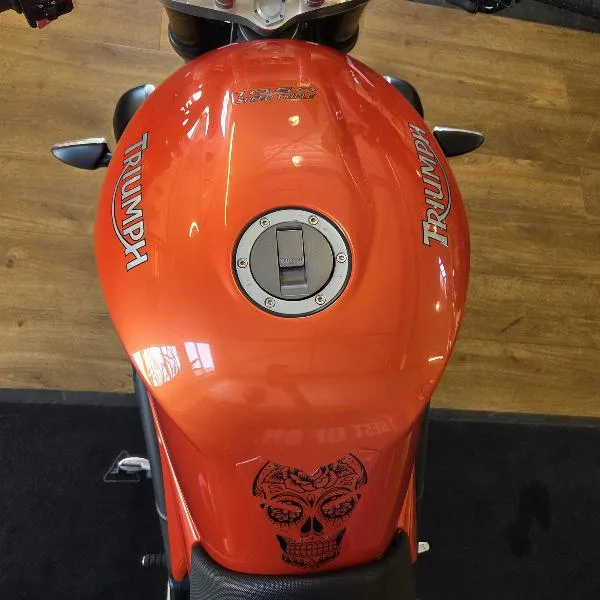 SPEED TRIPLE 1050