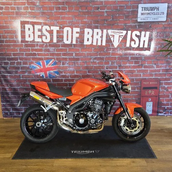 SPEED TRIPLE 1050
