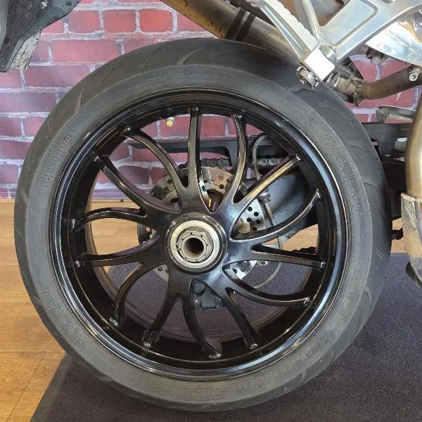 SPEED TRIPLE 1050