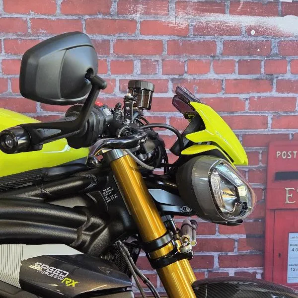 Speed Triple 1200 RX