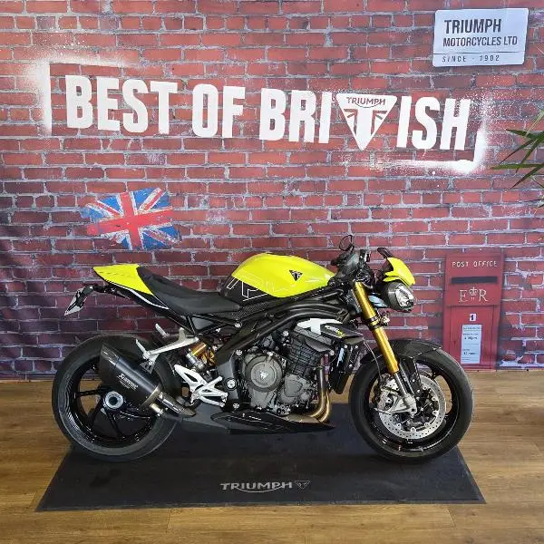 Speed Triple 1200 RX