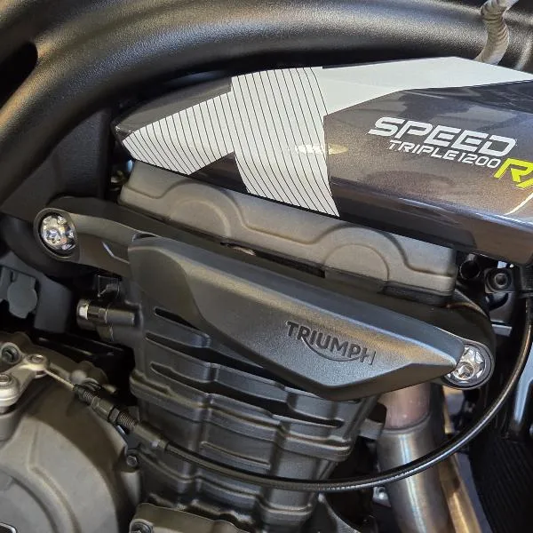 Speed Triple 1200 RX