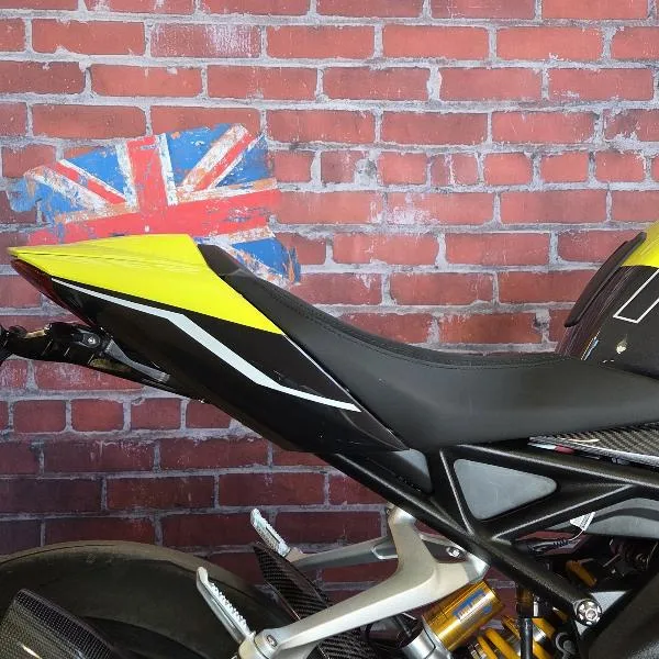 Speed Triple 1200 RX