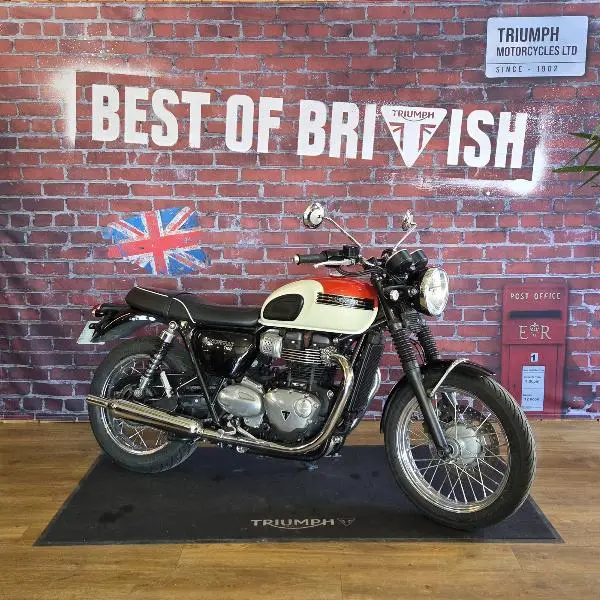 Bonneville T100