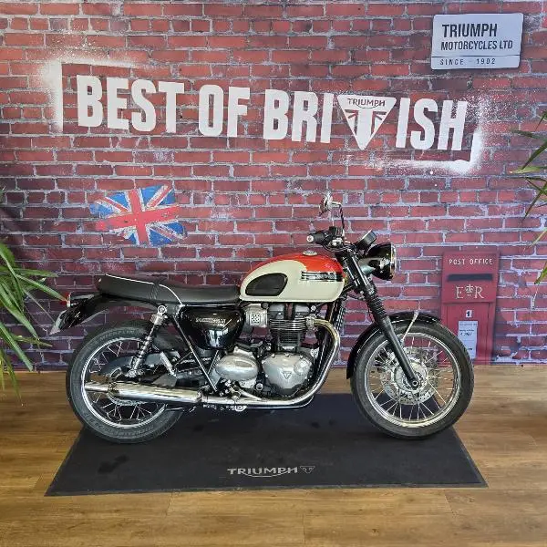 Bonneville T100