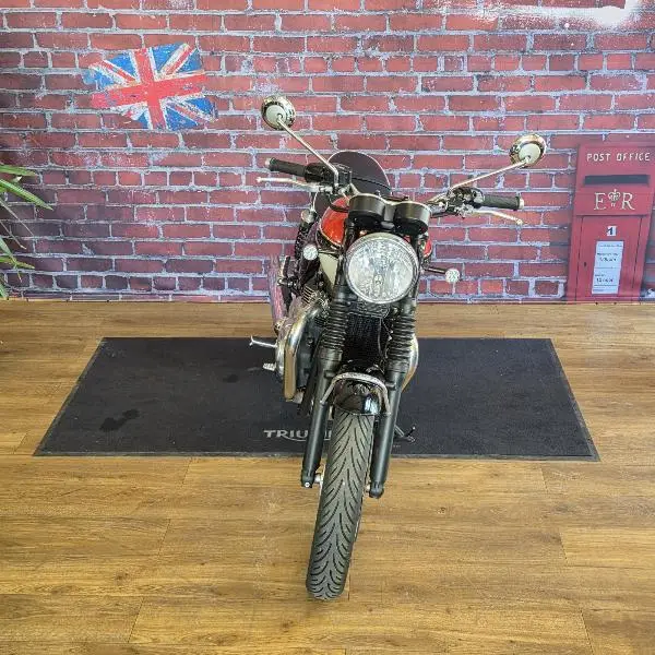 Bonneville T100
