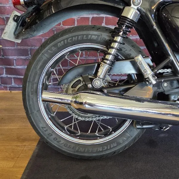 Bonneville T100