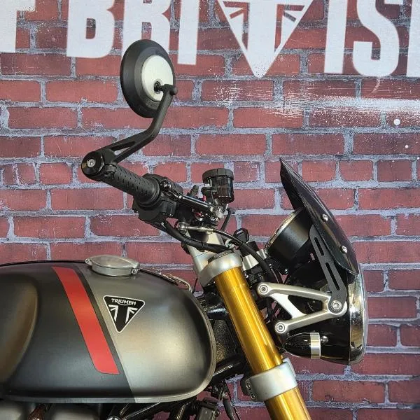 THRUXTON 1200 RS