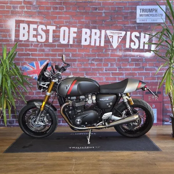 THRUXTON 1200 RS
