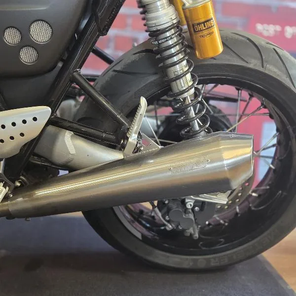 THRUXTON 1200 RS