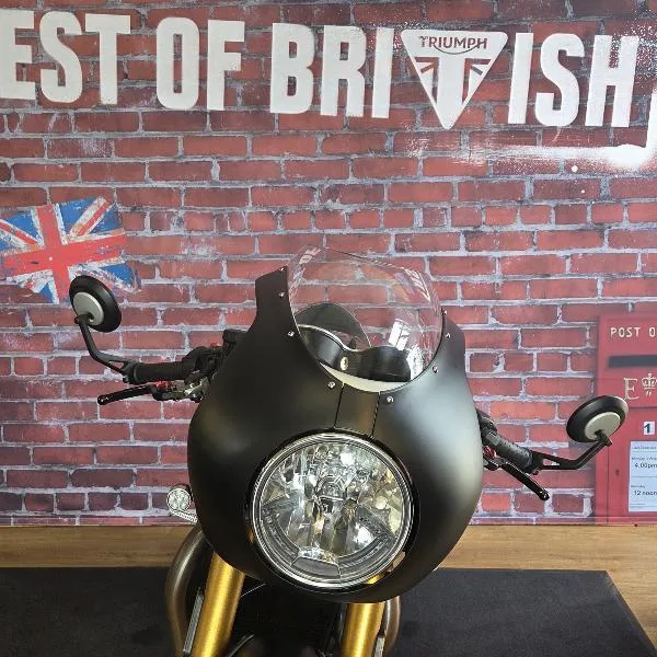 THRUXTON 1200 RS