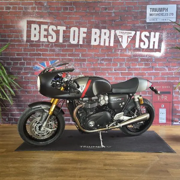 THRUXTON 1200 RS