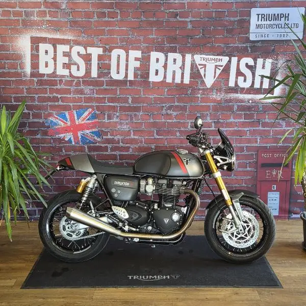 THRUXTON 1200 RS