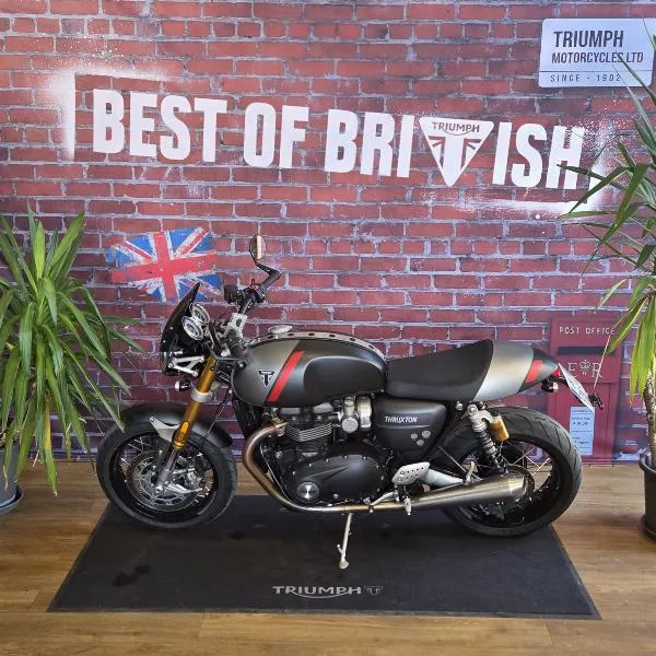 THRUXTON 1200 RS