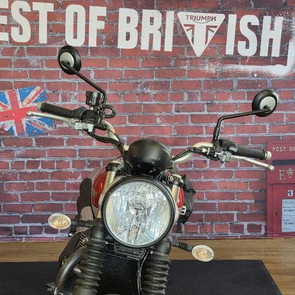 SCRAMBLER 900