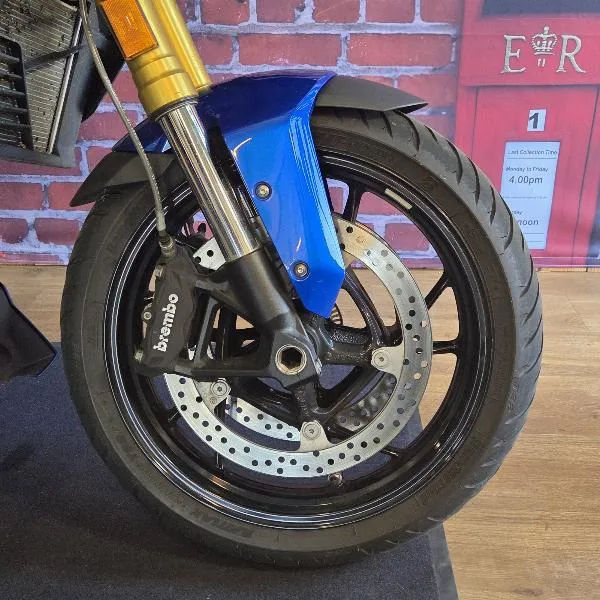 F 900 XR