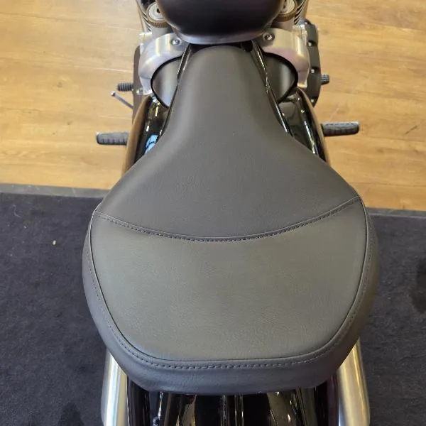 Bonneville Bobber 1200