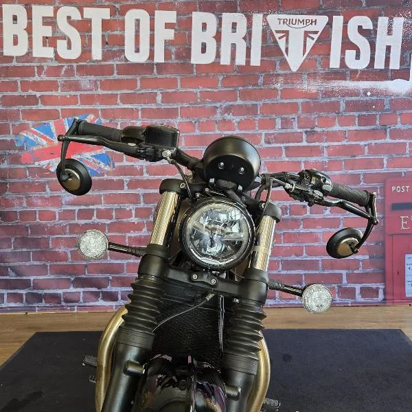 Bonneville Bobber 1200
