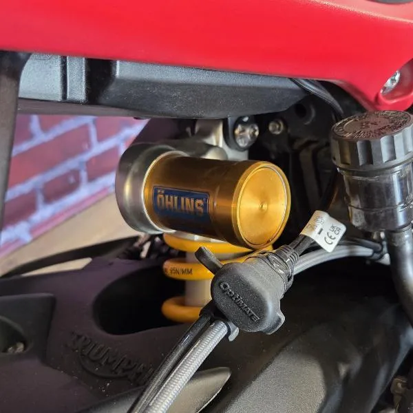 STREET TRIPLE 765 RX