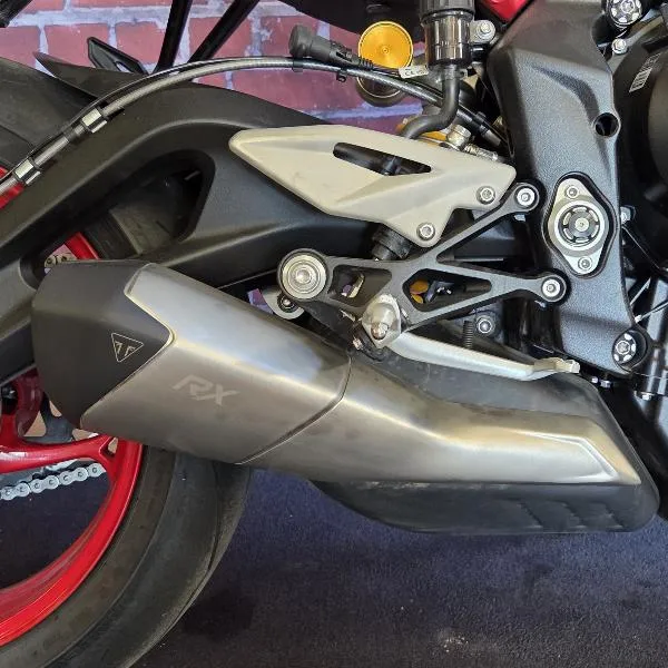 STREET TRIPLE 765 RX