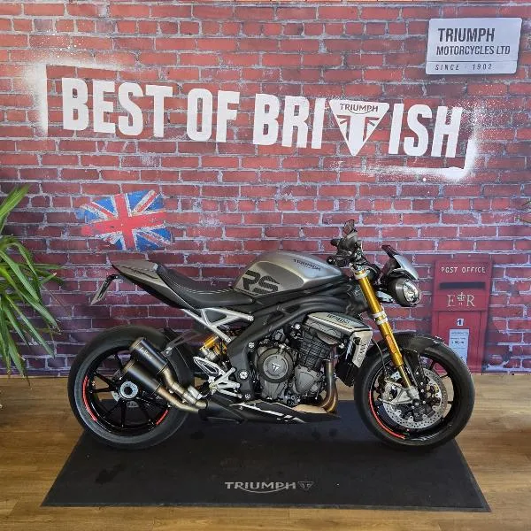 SPEED TRIPLE 1200 RS