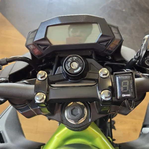 Z125