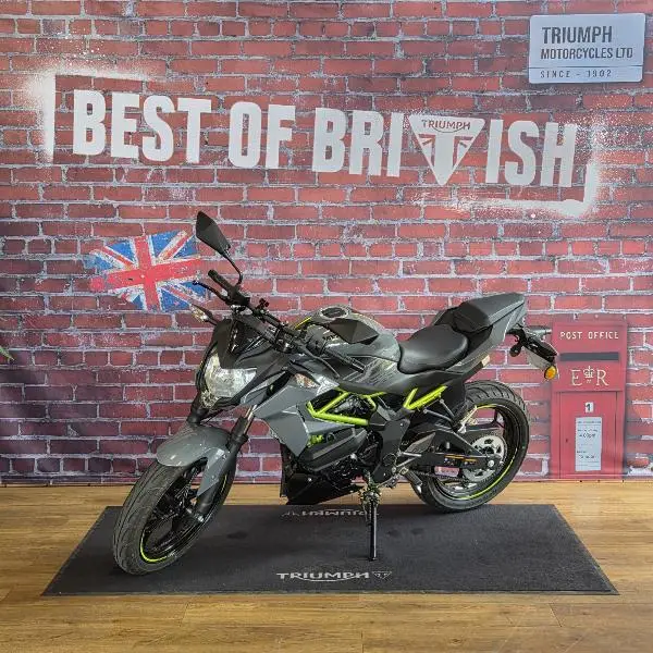 Z125