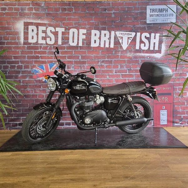 Bonneville T120 Black