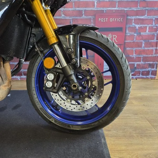 TRACER 9 GT