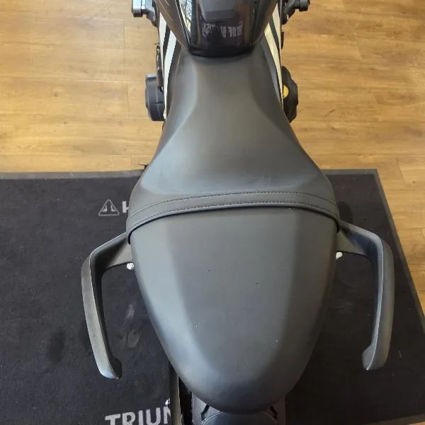 TRIDENT 660
