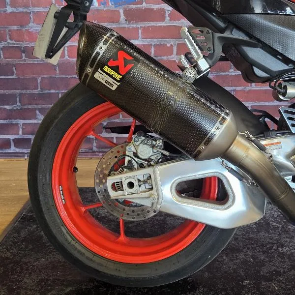 TUONO 1100 V4 FACTORY