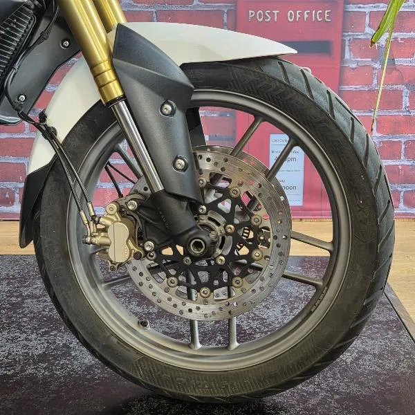 TIGER 800