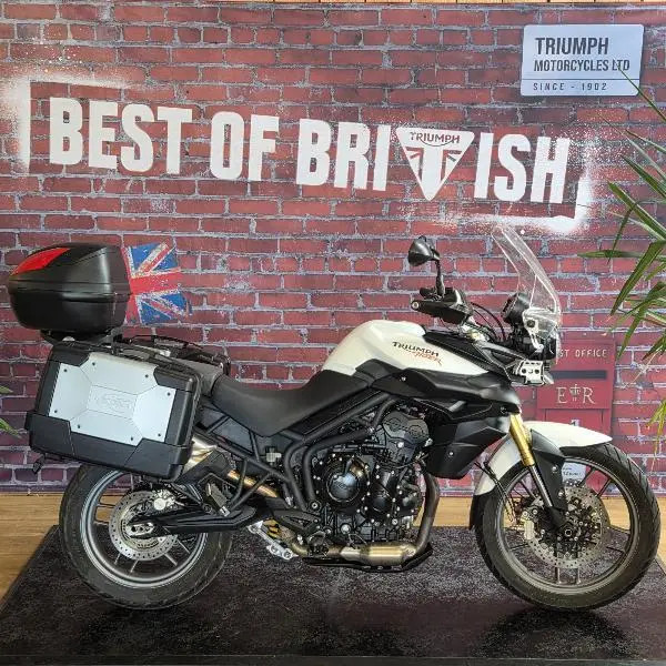 TIGER 800