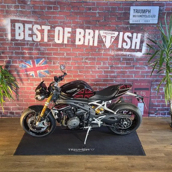 SPEED TRIPLE 1200 RS