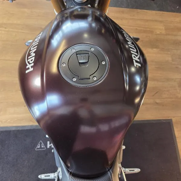 SPEED TRIPLE 1200 RS